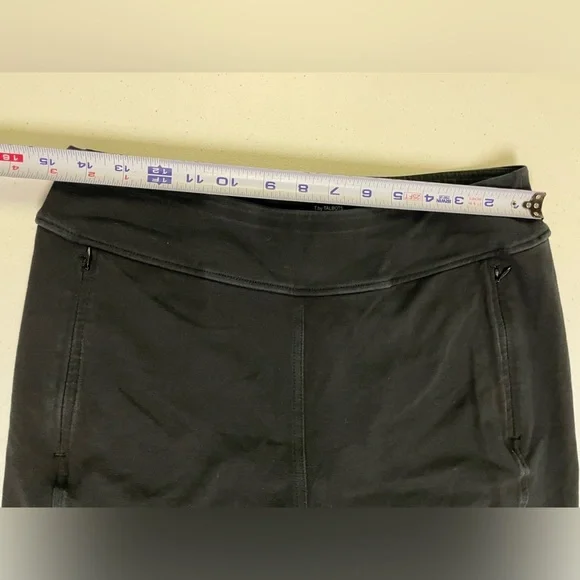 Talbots Leggings, high rise, cropped legs, zip side pockets, Size Medium, black - Picture 8 of 12